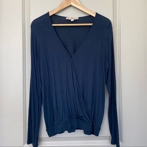 LOFT Navy Blue Women’s Vneck Top | Size Medium